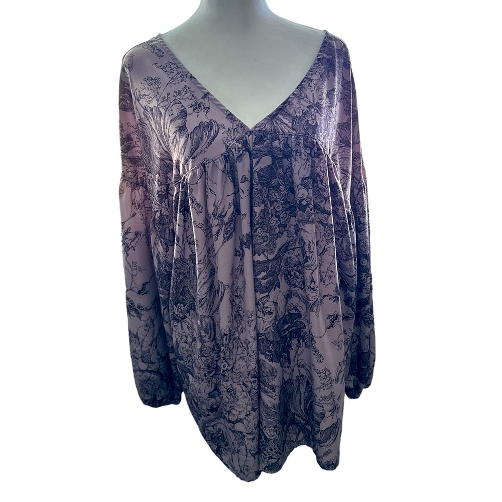 Emmer & Oat Purple Flowy Blouse size Large Long Sleeve